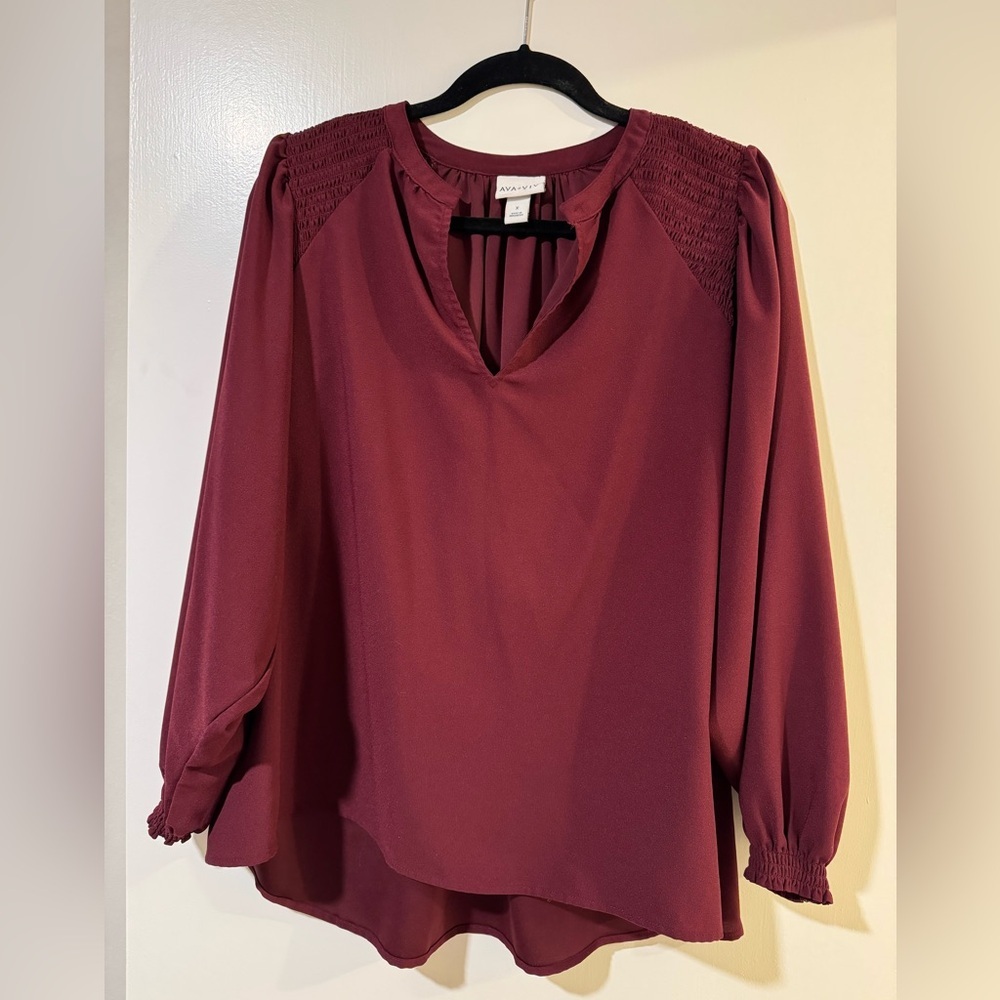 Ava & Viv 1x long sleeve v neck burgundy blouse